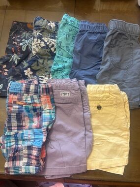 4T boys bundle of shorts - Assorted Casual Bottoms